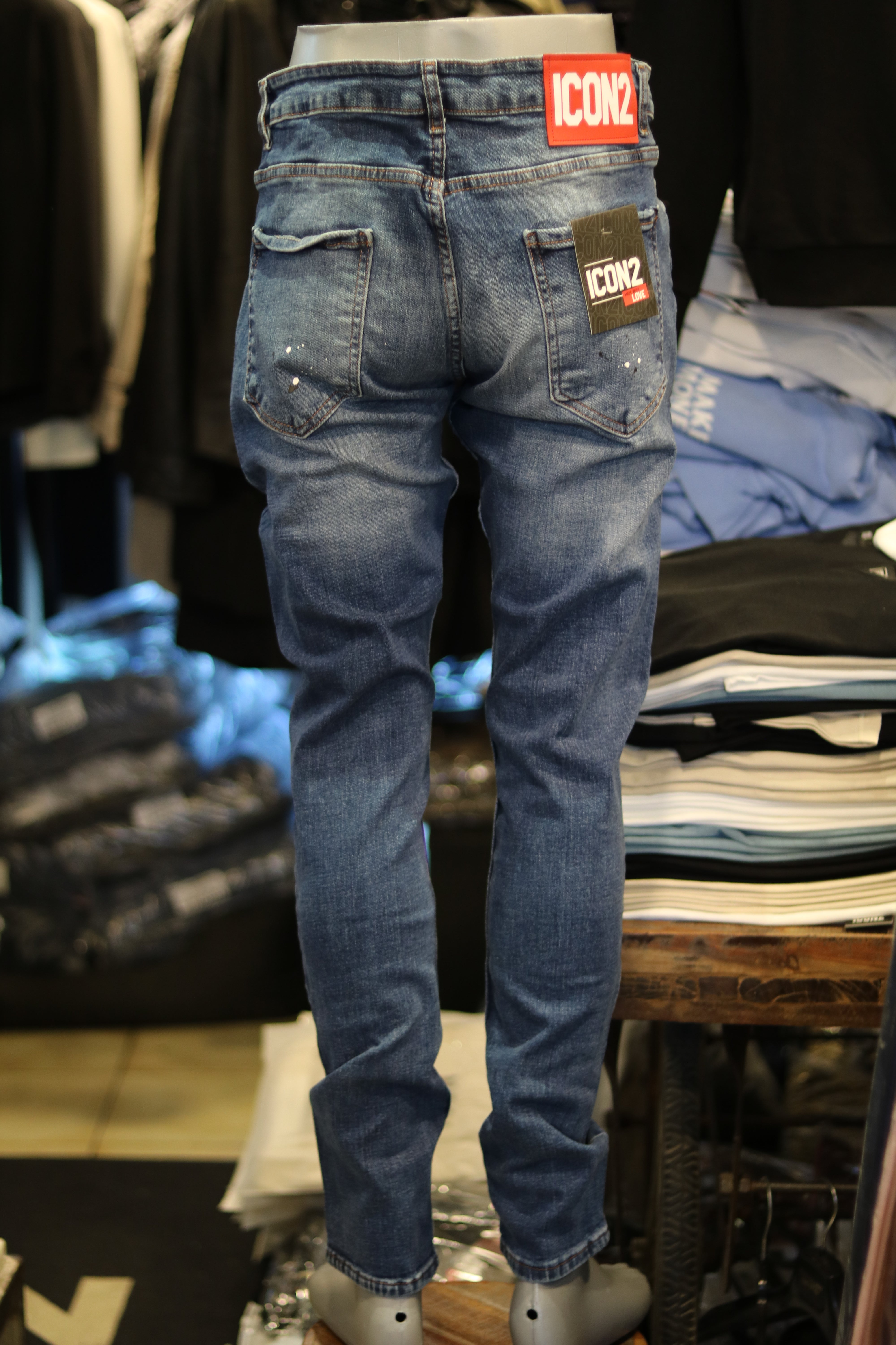 ICON2 Blue Ripped Jeans – Lässig & Modern