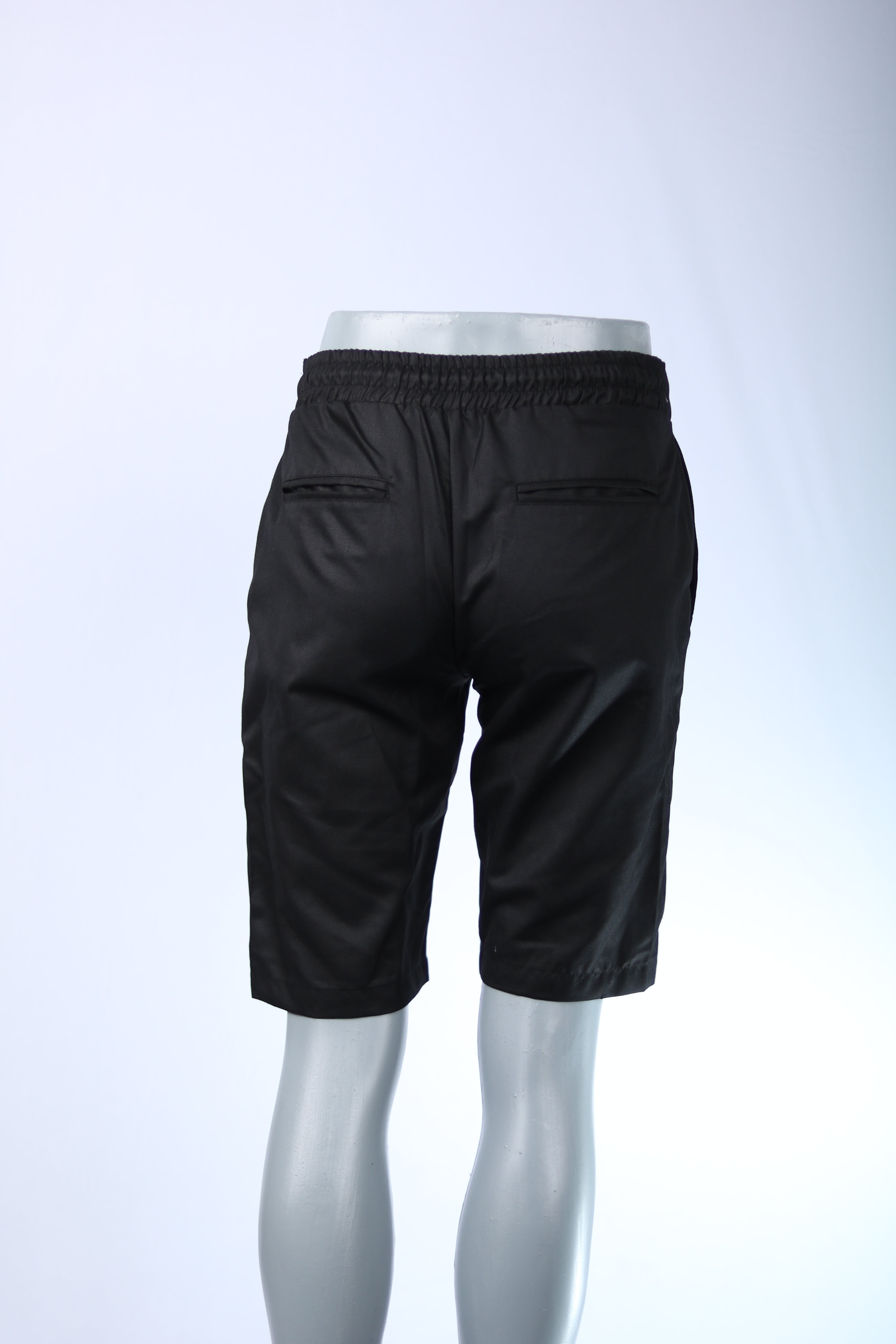 DJ PLUS Sweatshorts Schwarz – Lässig und Bequem