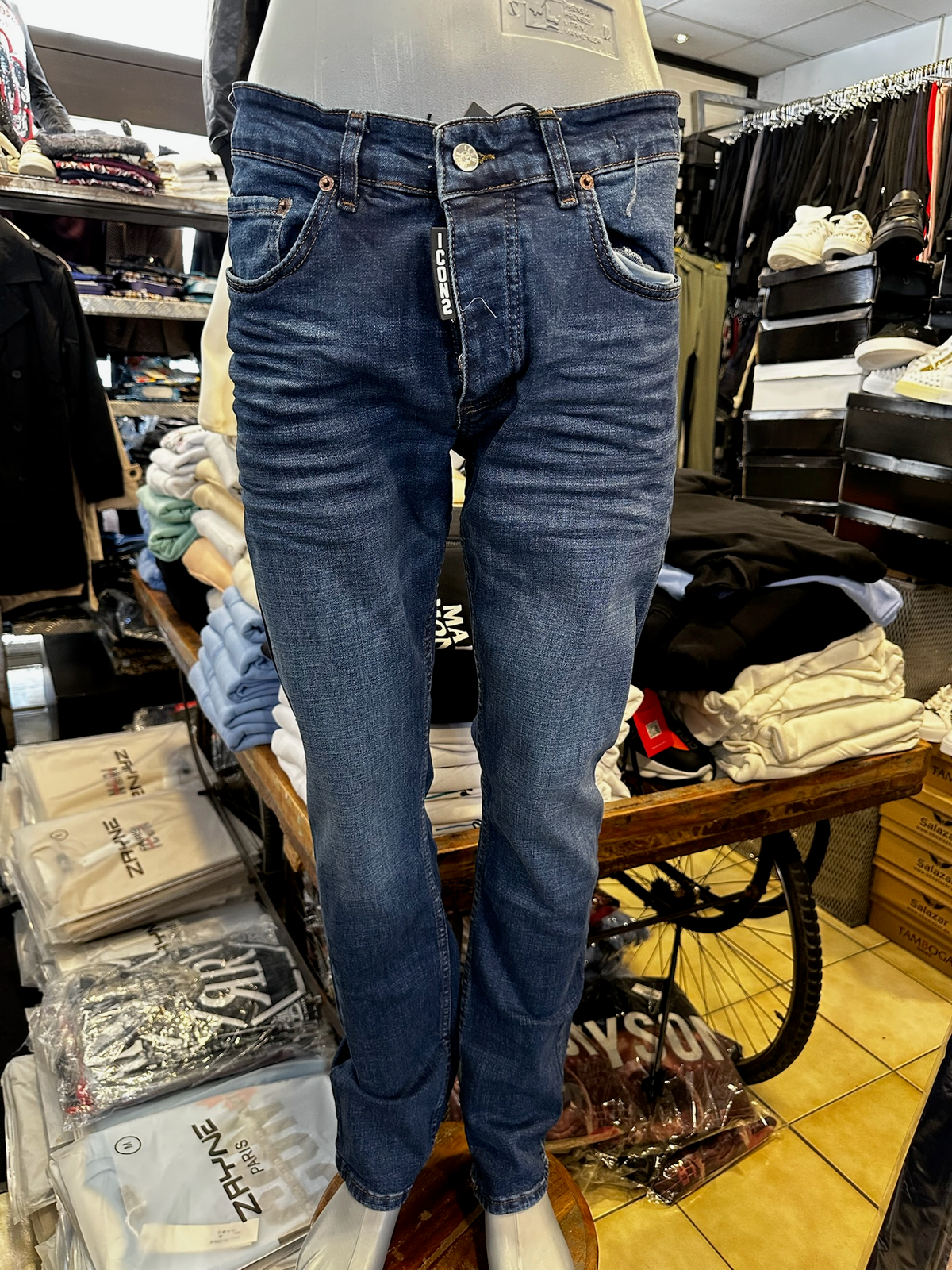 Icon2 Classic Blue Jeans – Zeitlos & Vielseitig