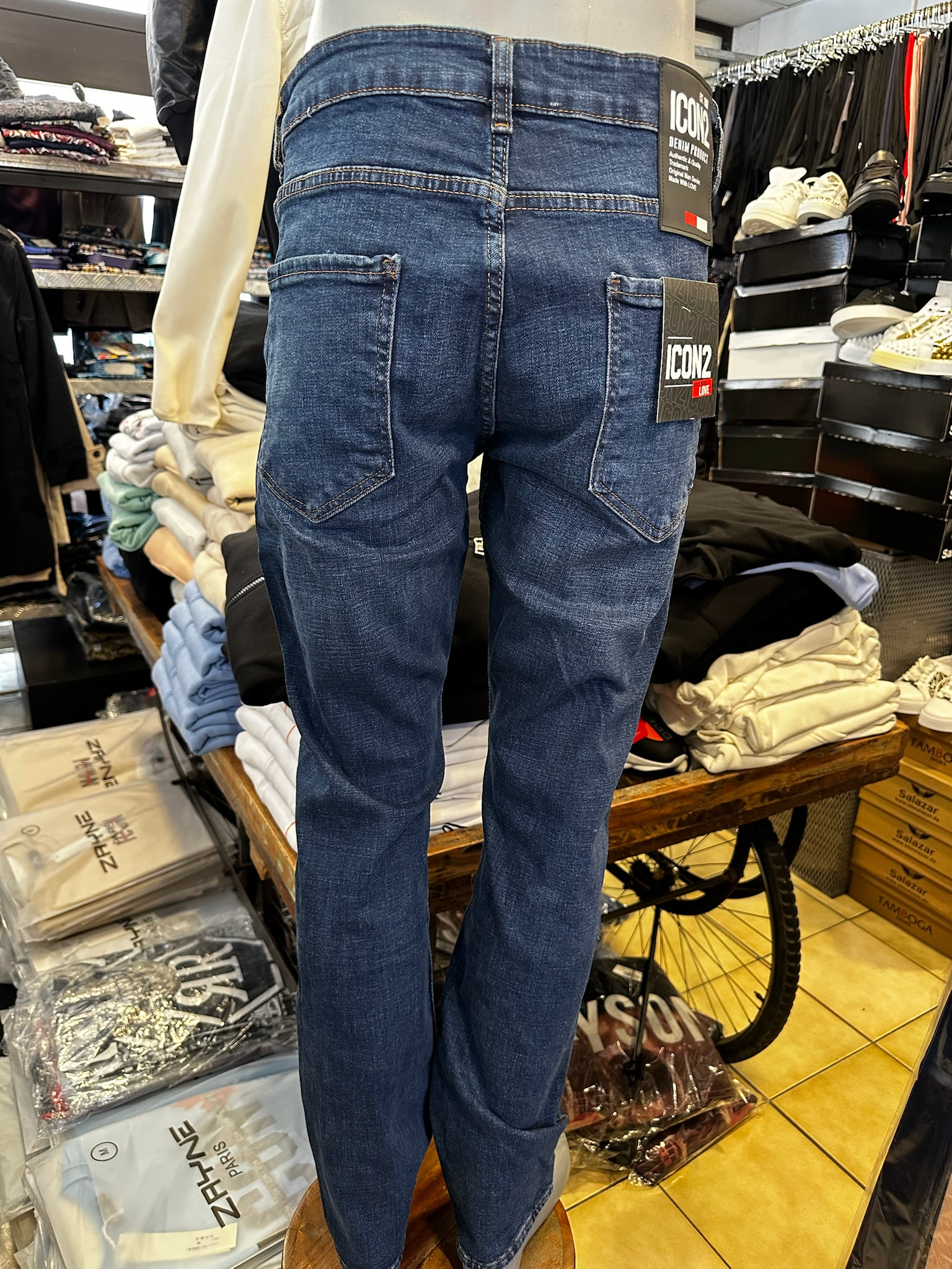 Icon2 Classic Blue Jeans – Zeitlos & Vielseitig